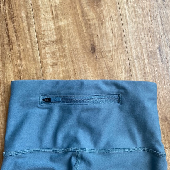 Lululemon leggings - Picture 5 of 7